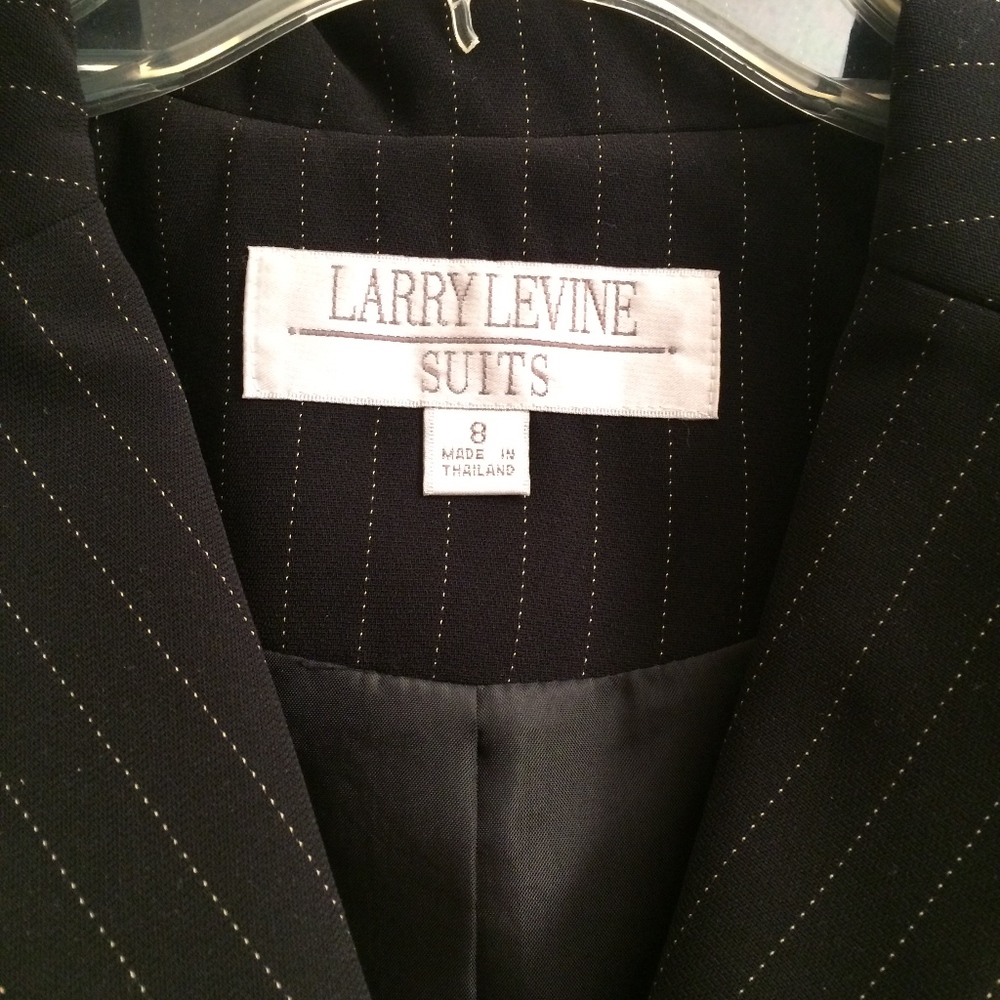 NWT Larry Levine Pinstripe Pant Suit